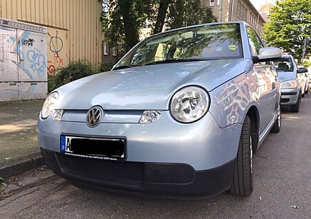 VW Lupo Volkswagen 3L FSI hellblau Schlachtfest Querlenker