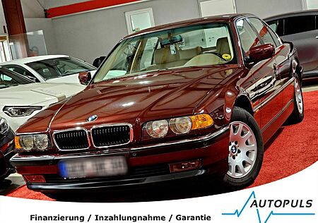 BMW 728 i*TEMPOMAT*SITZHEIZUNG*BORDMONITOR*