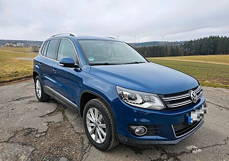 VW Tiguan Volkswagen 2.0 TSI DSG 4MOTION Sport & Style Spo...