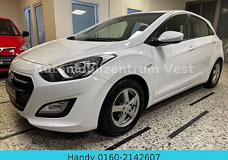 Hyundai i30 blue Passion*Automatik*Sitzhzg.*Klima*PDC*