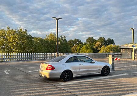 Mercedes-Benz CLK 320 AVANTGARDE Avantgarde