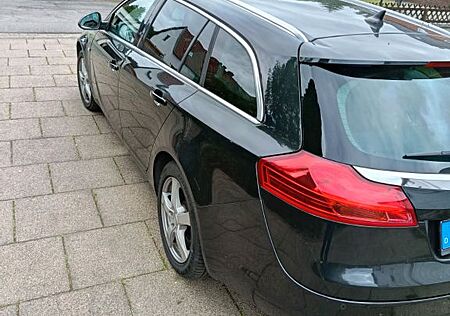 Opel Insignia Sports Tourer 2.0 CDTI ecoFL Editio...