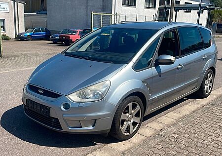 Ford S-Max Titanium