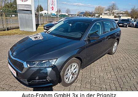 Skoda Octavia Combi First Edition LED NAVI