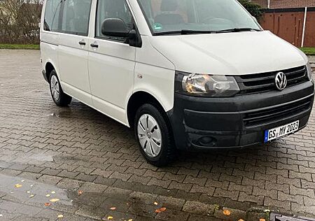 VW T5 Kombi Volkswagen 2.0 TDI erste Hand 9 Sitzer