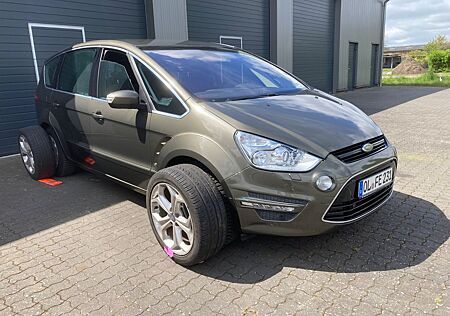 Ford S-Max 2,2 TDCi 147kW DPF Titanium Titanium