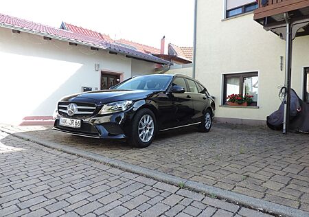 Mercedes-Benz C 200 d T Autom. -