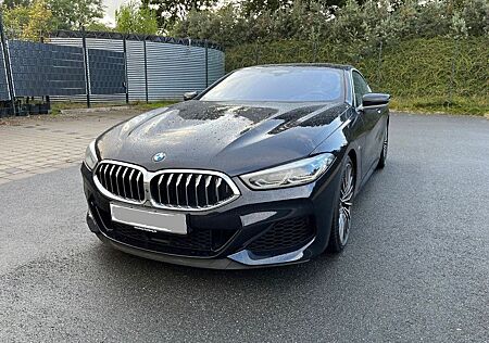 BMW M850i xDrive Coupé