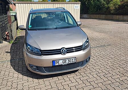 VW Touran Volkswagen 1.6 TDI DSG LIFE BlueMotion Technolog...