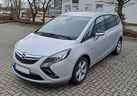 Opel Zafira Tourer 1.6 CNG Active TÜV, Service neu!