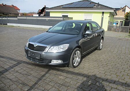 Skoda Octavia Lim. 1.4 TSi Ambiente ~KLIMA~AHK~TEMP~