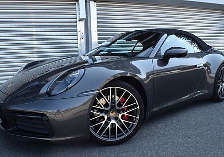 Porsche 992 Carrera 4S Inno Drive/Matrix-LED/Volleder/1.