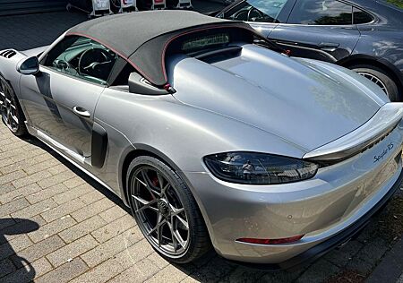 Porsche Boxster 718 Spyder RS- sofort