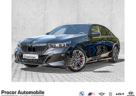 BMW 520i M Sport Pro Pano Iconic Glow DA+ H/K