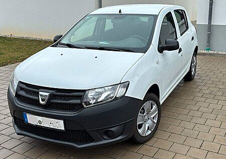 Dacia Sandero 1.2 16V 75 Essentiel Essentiel