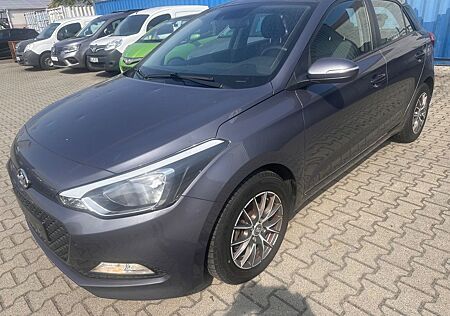 Hyundai i20 YES! Plus/Hagelschaden