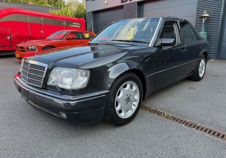 Mercedes-Benz E 500 MERCEDES E500