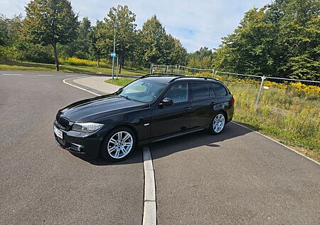 BMW 318i Touring -