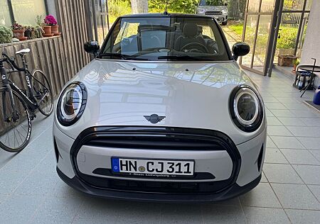 Mini Cooper Cabrio Classic Trim Steptronic Classi...