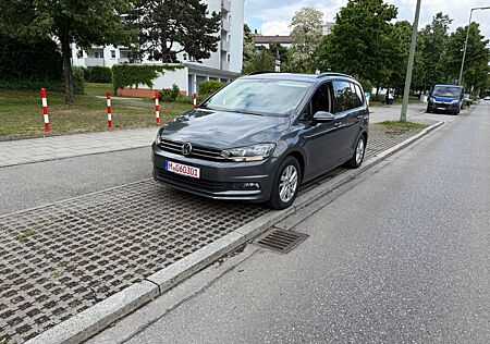 VW Touran Volkswagen Comfortline BMT/Start-Stopp