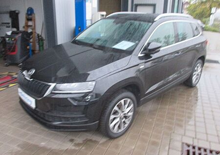 Skoda Karoq gebraucht kaufen Skoda Karoq 1.0 TSI Clever