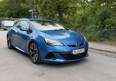 Opel Astra OPC 2.0 Turbo 280PS