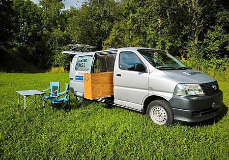 Toyota Hiace 2.5 Camper Wohnmobil TÜV neu