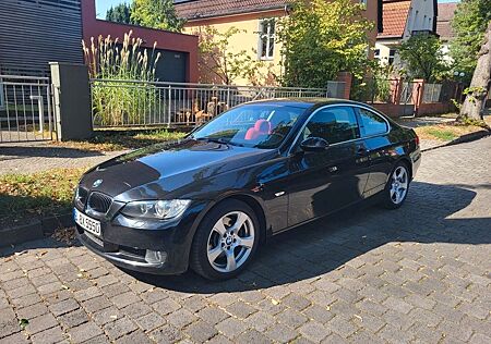 BMW 325i Coupé - 1. Hand TOP Zustand sehr gepflegt