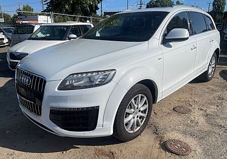 Audi Q7 4.2 TDI quattro tiptronic -Pano-S-line 7sitze