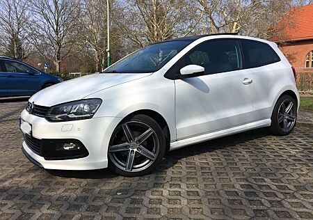 VW Polo Volkswagen 1.2 TSI 66kW BMT DSG Highline R-Line