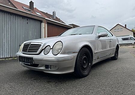 Mercedes-Benz CLK 200 SPORT