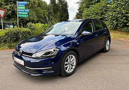 VW Golf Volkswagen 1.5 TSI ACC 1.Hand AHK LED 8fach S-Heft Comfo