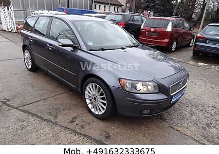 Volvo V50 2.4i Momentum Klima Alus AHK HU/AU neu