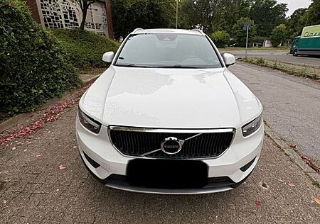 Volvo XC 40 XC40 T2 MomentumPro, 1. Hand, Standheizung