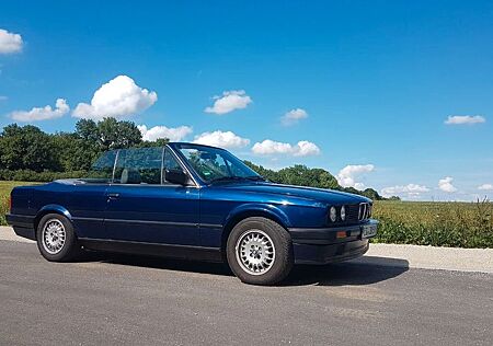 BMW 318i E30 Cabrio Oldtimer H-Kennzeichen blau