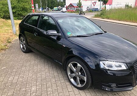 Audi A3 2.0 TDI S-Line Interieur+Exterieur+Xenon