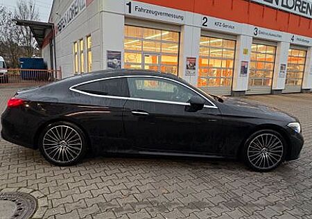 Mercedes-Benz CLE 200 Coupé Autom. - AMG Premium Line