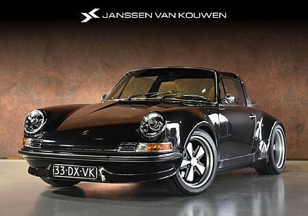 Porsche 964 3.6 Carrera 4 Targa Singer Tribute