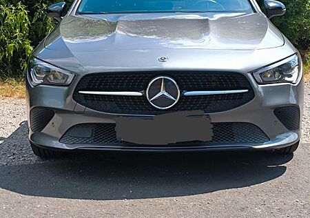 Mercedes-Benz CLA 220 7G-DCT A...