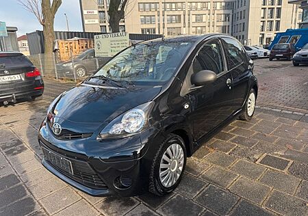 Toyota Aygo (X) Aygo AYGO Basis