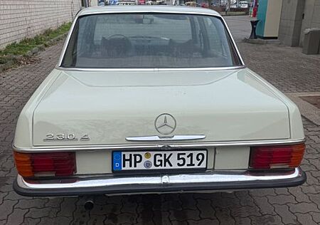 Mercedes-Benz E 230 Strich /8