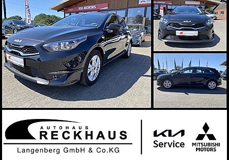 Kia Cee'd CEED 1.5T 140 VISION KOMF+ NAVI Ganzjahresreifen