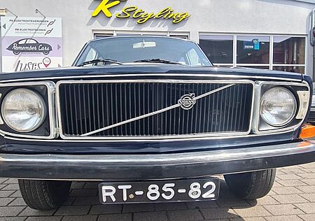 Volvo 144 S DeLuxe ; Rostfrei , Doppelvergaser