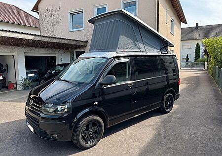 VW T5 California Volkswagen (Multivan, ausgebaut)