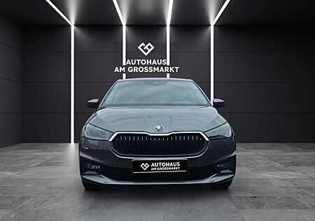 Skoda Fabia Tour Navi, ACC, Rückfahrkamera, Lenkradhei