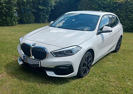 BMW 118i - Sport Line