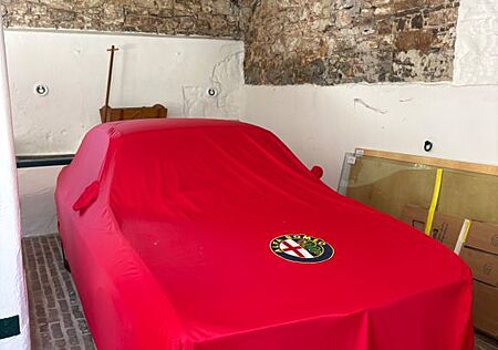 Alfa Romeo GT 1300 Junior / Kantenhaube