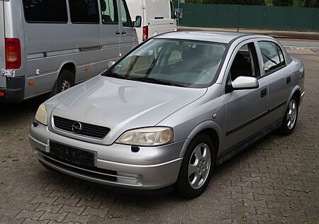 Opel Astra 1.8 16V Sedan *XENON *KLIMATRONIK *ALU