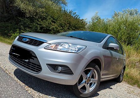 Ford Focus 1,6 Ti-VCT Titanium Turnier Titanium
