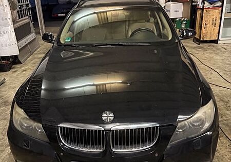 BMW 325i touring - ohne Motor 017647774080